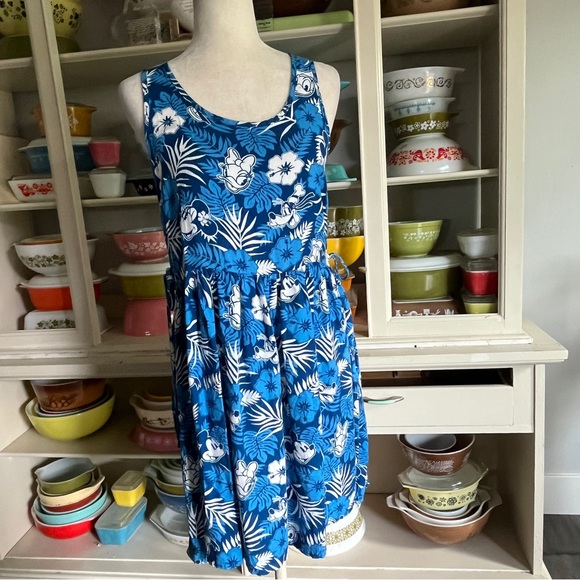 Disney Hawaii Aloha Dress - Size Small - Picture 2 of 16